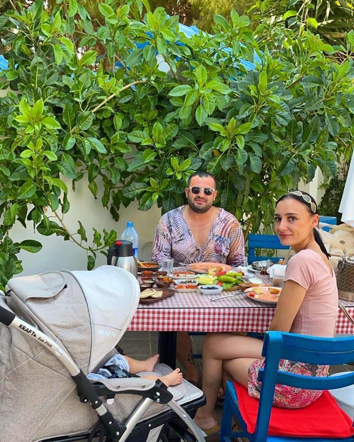 Hotel Pine Bay Club & Cakistes Breakfast Restaurant Next To Popular Kervansaray Beach (Adults Only) Kyrenia  Ngoại thất bức ảnh